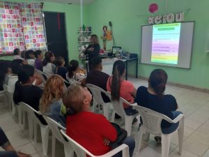 imagen Acudimos al Jardín de Niños «Margarita Maza de Juárez » a impartir una plática con el tema «Taller para Padres de Familia»