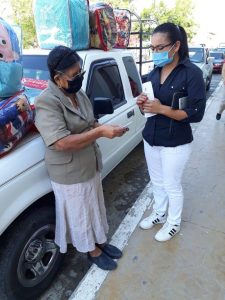 imagen Personal de este Organismo en Tula entrego trípticos del “Derecho humano a la salud de las mujeres".