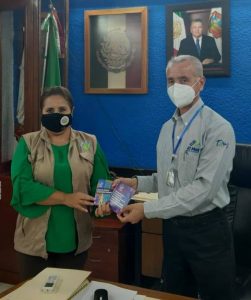 imagen Personal de Derechos Humanos entrego cuadernillos al Secretario del Ayuntamiento de Mante